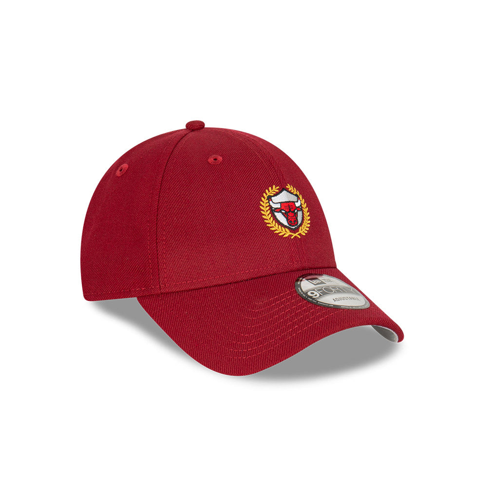 Chicago Bulls Hat - NBA Laurel Leaf Collection Red 9Forty Strapback Cap - New Era
